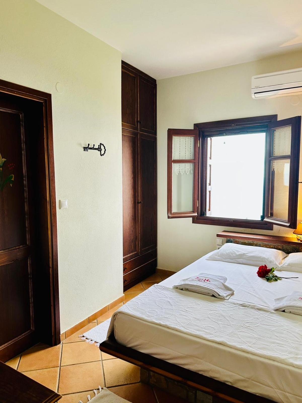 Stilvi Hotel Tsagarada Ngoại thất bức ảnh