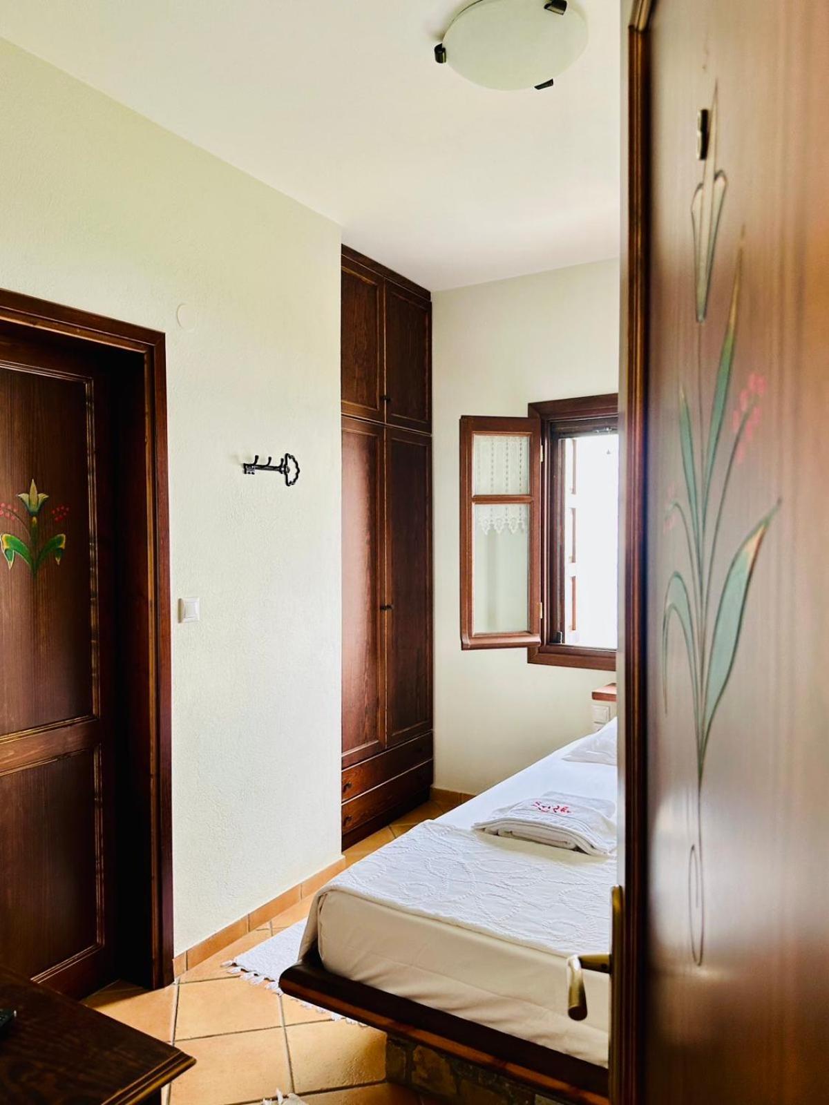 Stilvi Hotel Tsagarada Ngoại thất bức ảnh